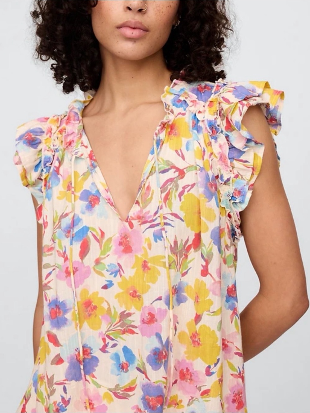 🌸 Colorful Floral Ruffle Blouse 🌸